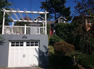 6848 16th Ave NE, Seattle, WA 98115