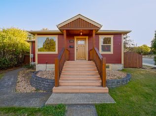 1201 Pleasant St, Kamloops, BC V2C 3C2
