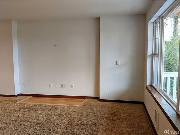 3rd image of 339 Grandview Ave