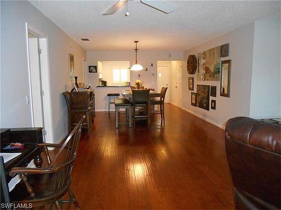 4th image of 1517 Edgewater Cir #53
