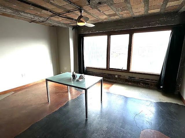 2915 John R St #405 — Photo 8