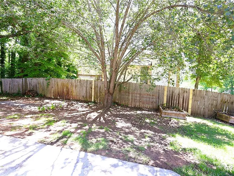 1092 Mountain Springs Dr NW — Photo 29