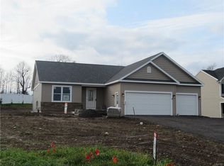 2115 Whisper Ridge Dr, Chittenango, NY 13037