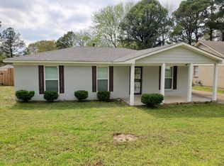 8329 Old Forge Rd, Southaven, MS 38671