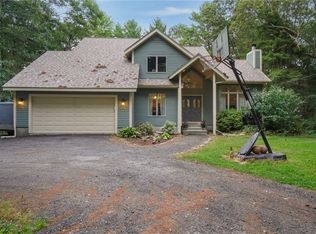 606 Hopkins Hill Rd, West Greenwich, RI 02817