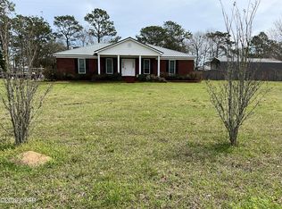 22 Ten Lake Dr, Defuniak Springs, FL 32433