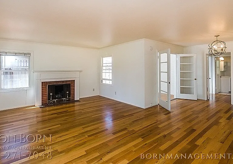 1351 Chestnut St — Photo 5