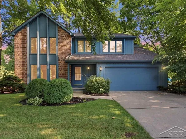 2305 Plymouth St, Midland, MI 48642