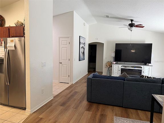 4th image of 16105 SE 89th Ct