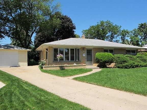 ANOTHER VIEW OF FRONT!