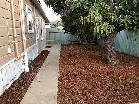 4th image of 11280 Nardo St