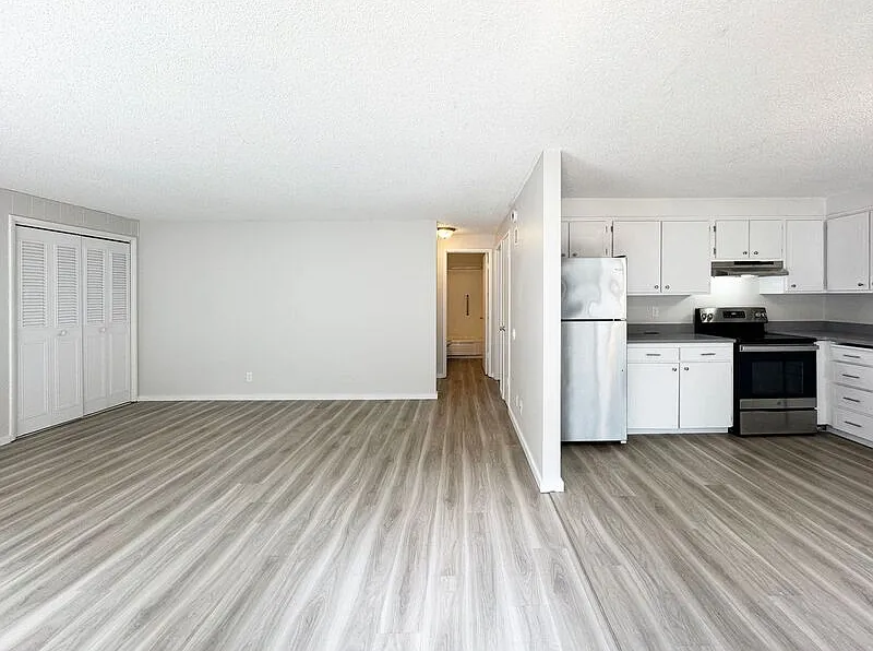 2 bed, 1.0 bath, 800 sqft, $1,395 — Photo 4