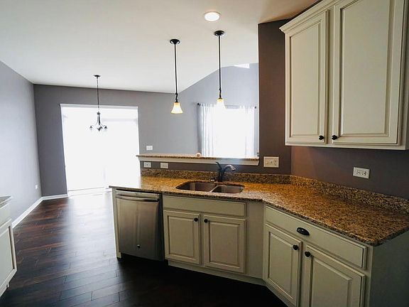 5th image of 296 Bennett Dr #295