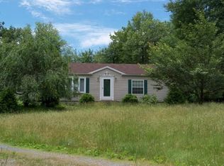 1950 Stagecoach Rd W, Palmerton, PA 18071