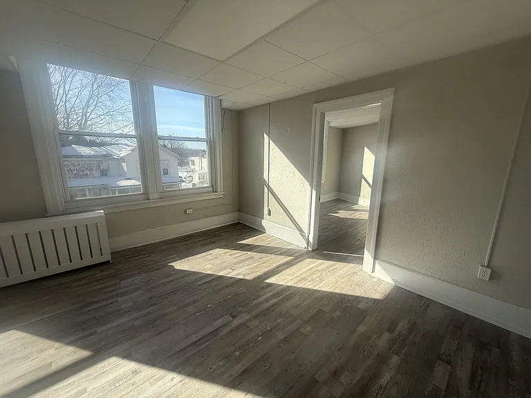106 Delaware Ave — Photo 3
