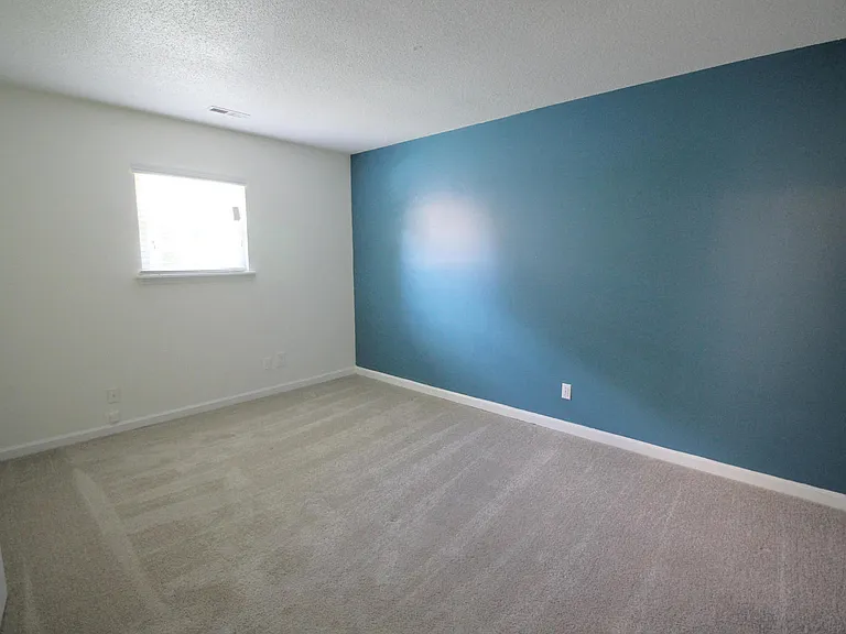 510 Gurley St — Photo 7
