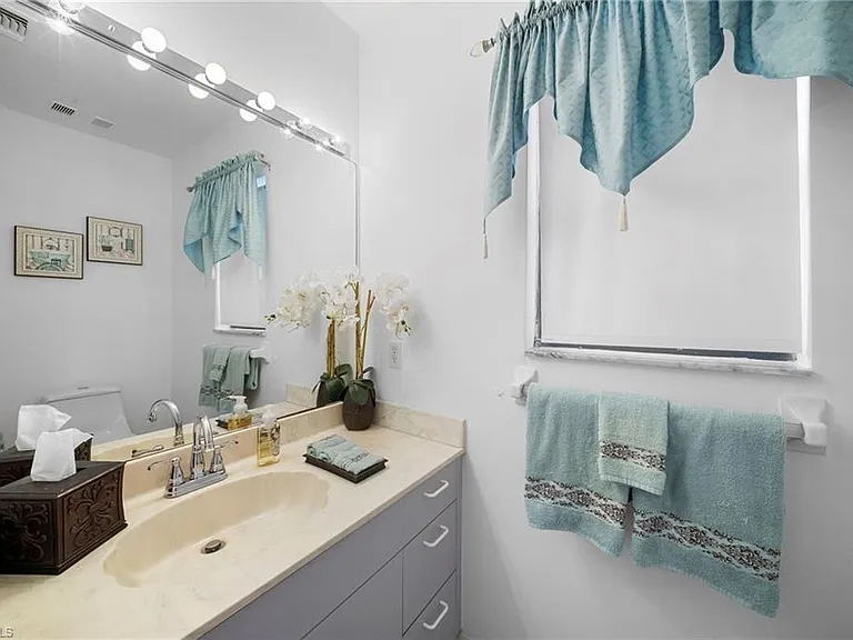 75 Emerald Woods Dr #G2 — Photo 15