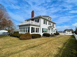 877 Hartford Ave, Johnston, RI 02919