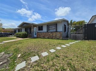 26162 SW 123rd Pl, Homestead, FL 33032