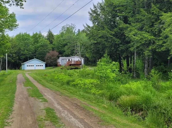 380 Hampden Road, Carmel, ME 04419