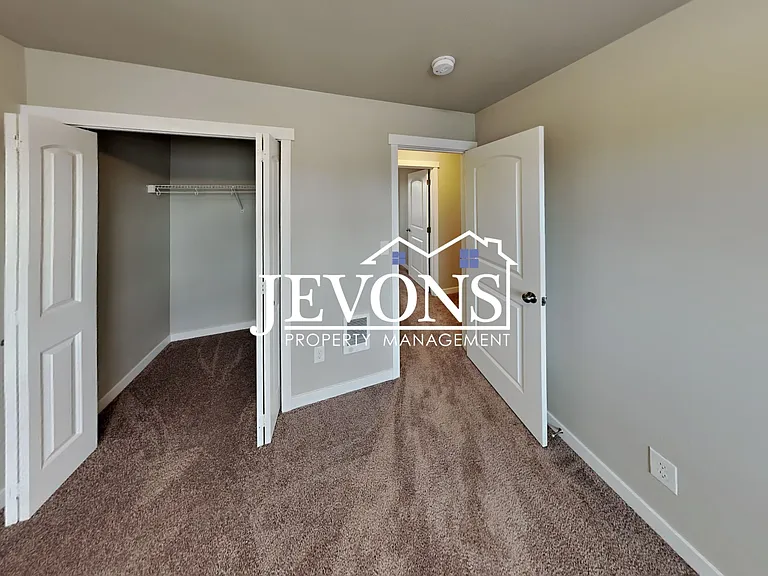 511 N 22nd Ave — Photo 28