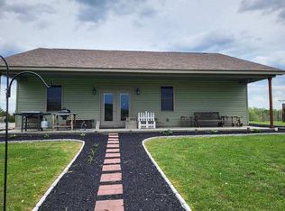 280 Lake Rd, Golconda, IL 62938