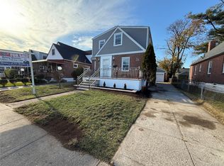 130-16 233rd, Rosedale, NY 11422