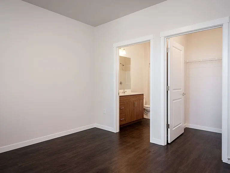 Discover Elevated Living at The Vaughn. Two Months Of Free Rent - And Free Parking! — Photo 9