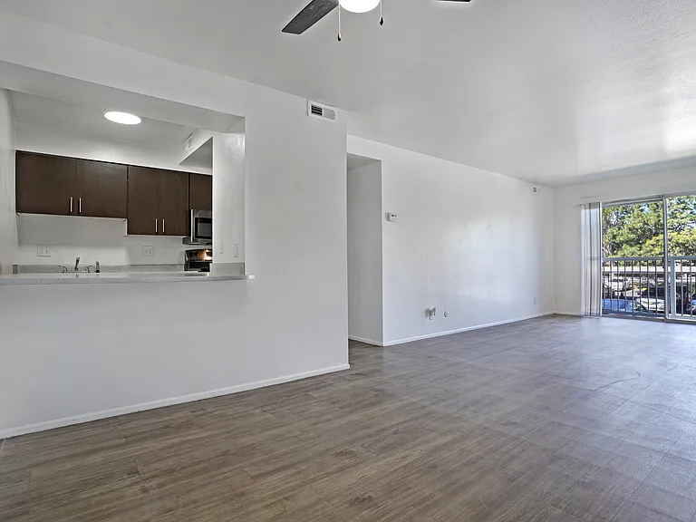 Mountain View at Riverdale Apartments — Photo 5