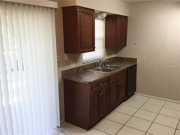 3rd image of 1017 Greenwood Ave