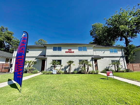 2nd image of 5018 San Jacinto St #103