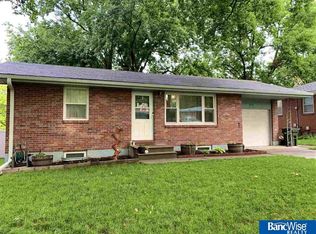 515 Indian Rd, Lincoln, NE 68505