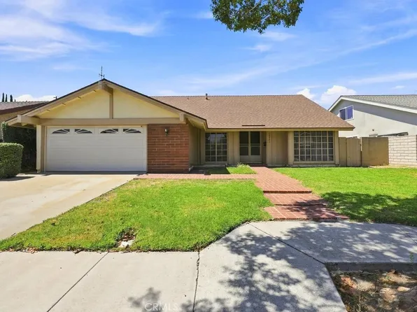 10443 Camden Dr, Cypress, CA 90630
