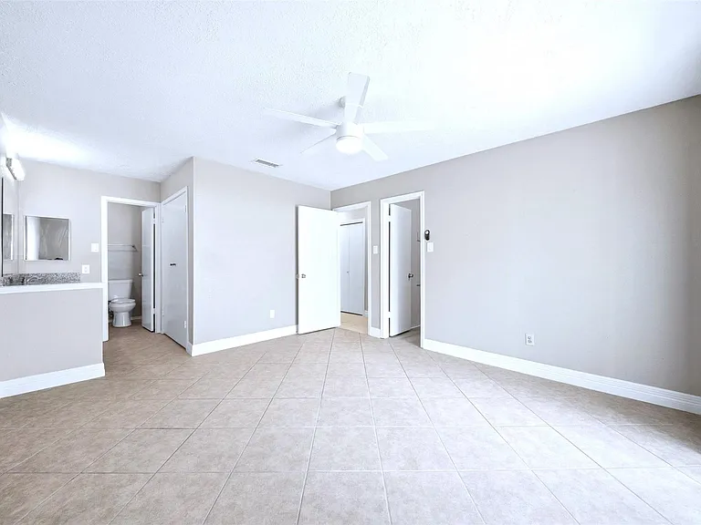 7502 Addicks Clodine Rd — Photo 23