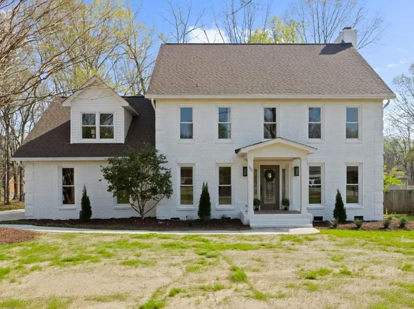 111 Chase Woods Ct, Simpsonville, SC 29680