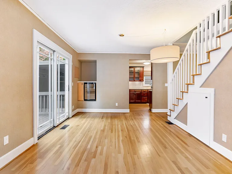 2605 NE 35th Ave — Photo 15