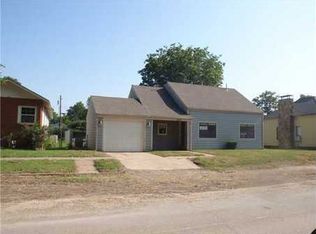 212 W Adams St, Crescent, OK 73028