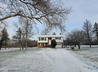 1399 Kania Rd, Amsterdam, NY 12010