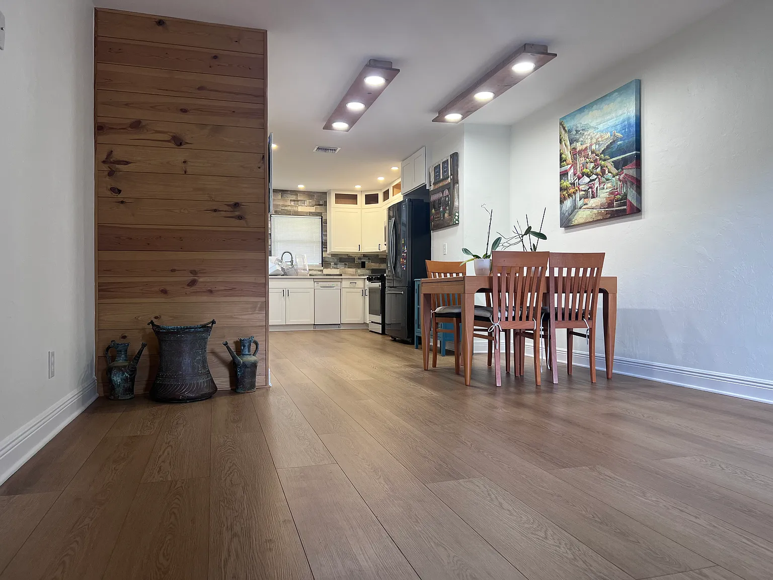 2 bed, 2.5 bath, 1100 sqft, $1,500 — Photo 1