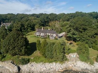 220 Willett Rd, Saunderstown, RI 02874