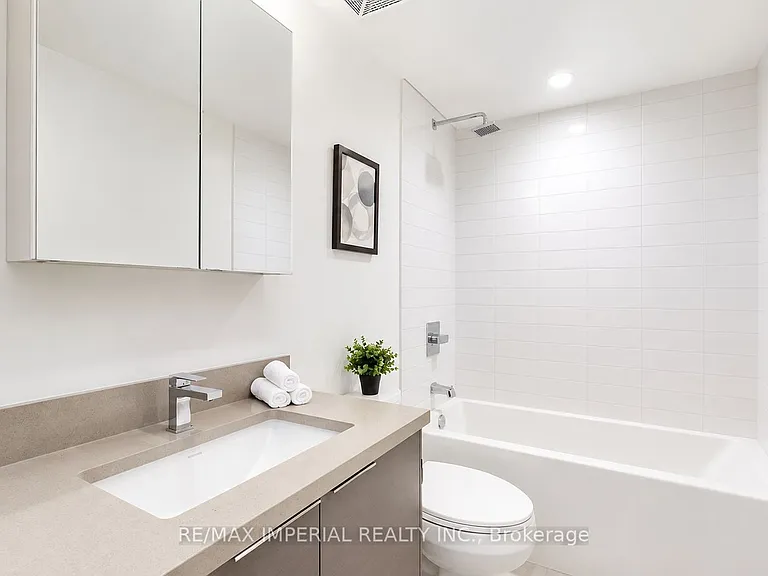 2033 Kennedy Rd #3006 — Photo 3
