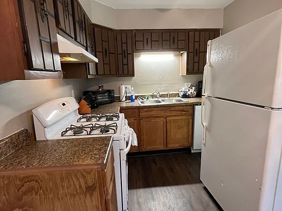 5th image of 1005 Charlotte Dr Unit A