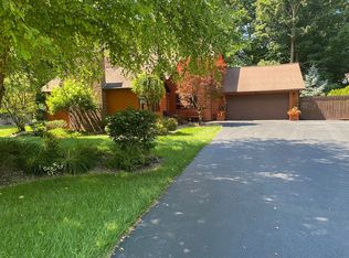 8223 Verbeck Dr, Manlius, NY 13104