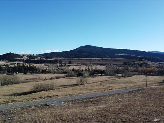 4th image of 9775 Bridger Canyon Rd