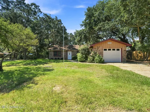 8505 Mermaid Ave, Ocean Springs, MS 39564
