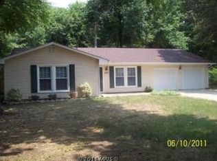 325 Bucknell Cir, Waldorf, MD