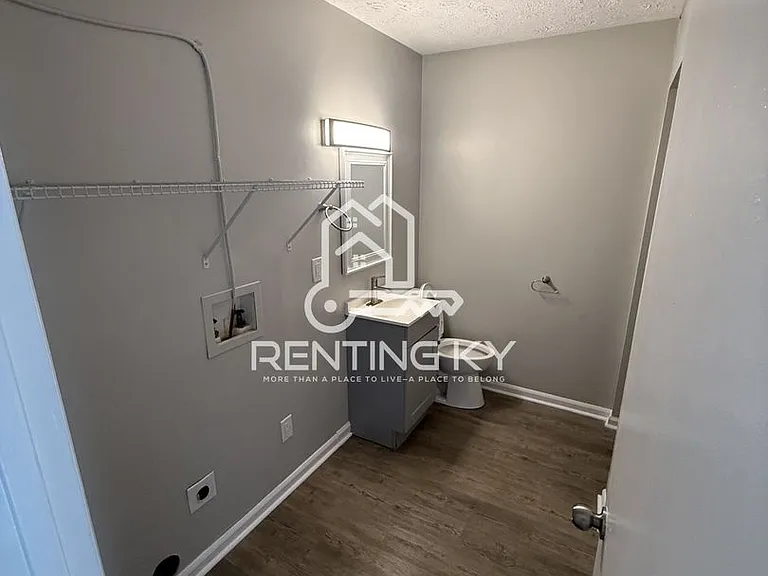 1642 Foxhaven Dr — Photo 6