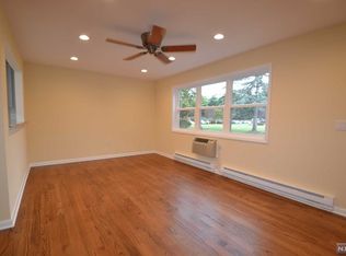 209 N Maple Ave #1209, Park Ridge, NJ 07656