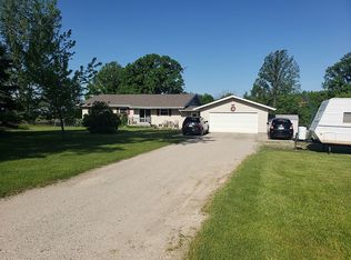 1080 S Haven Rd, Sumner, MI 48889