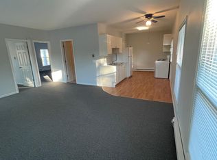 215 Waukegan Rd #2, Lake Bluff, IL 60044